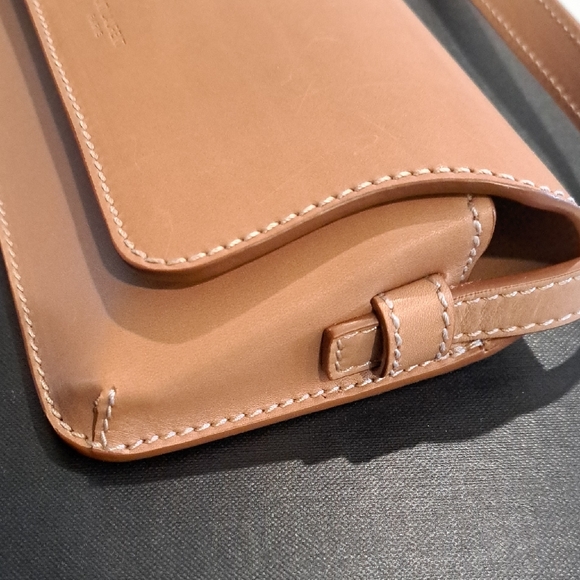 NIB Saint Laurent Camel Leather Strapped Sunglass Case - Picture 9 of 16